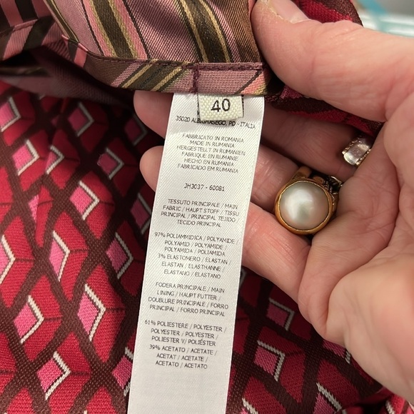 Maliparmi Red and Pink Diamond Printed Pant Size 40/Small - Picture 7 of 8